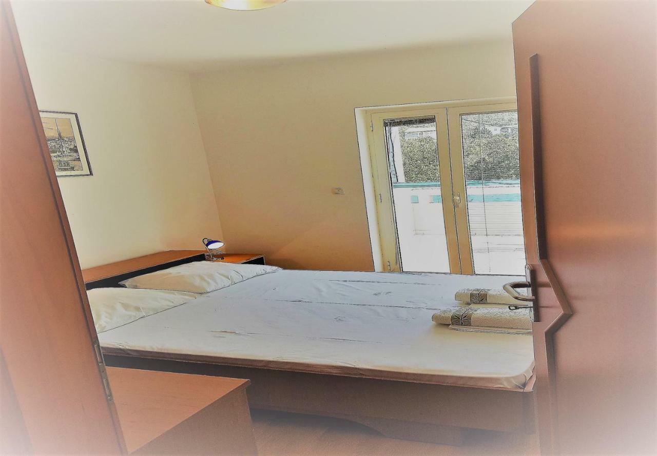 Apartments Vrtlici Stara Novalja Eksteriør bilde